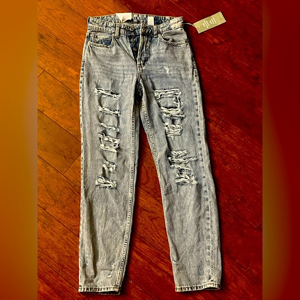 Women’s boyfriend distress jeans